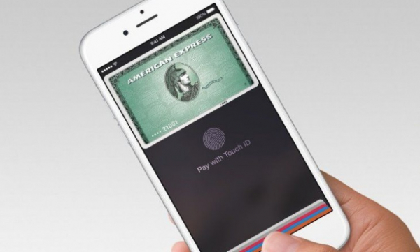 Apple Pay на iPhone SE: можно ли платить с телефона?